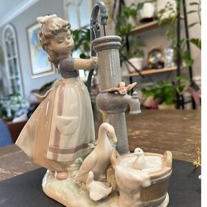 Lladro 'Summer on the Farm' Figurine Vintage Porcelain Ornament 5285 Retired!